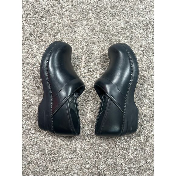 L.L. Bean Women’s 6 Black Leather Clogs Slip on Comfort Shoes - Picture 4 of 10